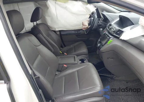 2016 Honda Odyssey Touring/Touring Elite из США, поврежденный, VIN 5FNRL5H90GB006987